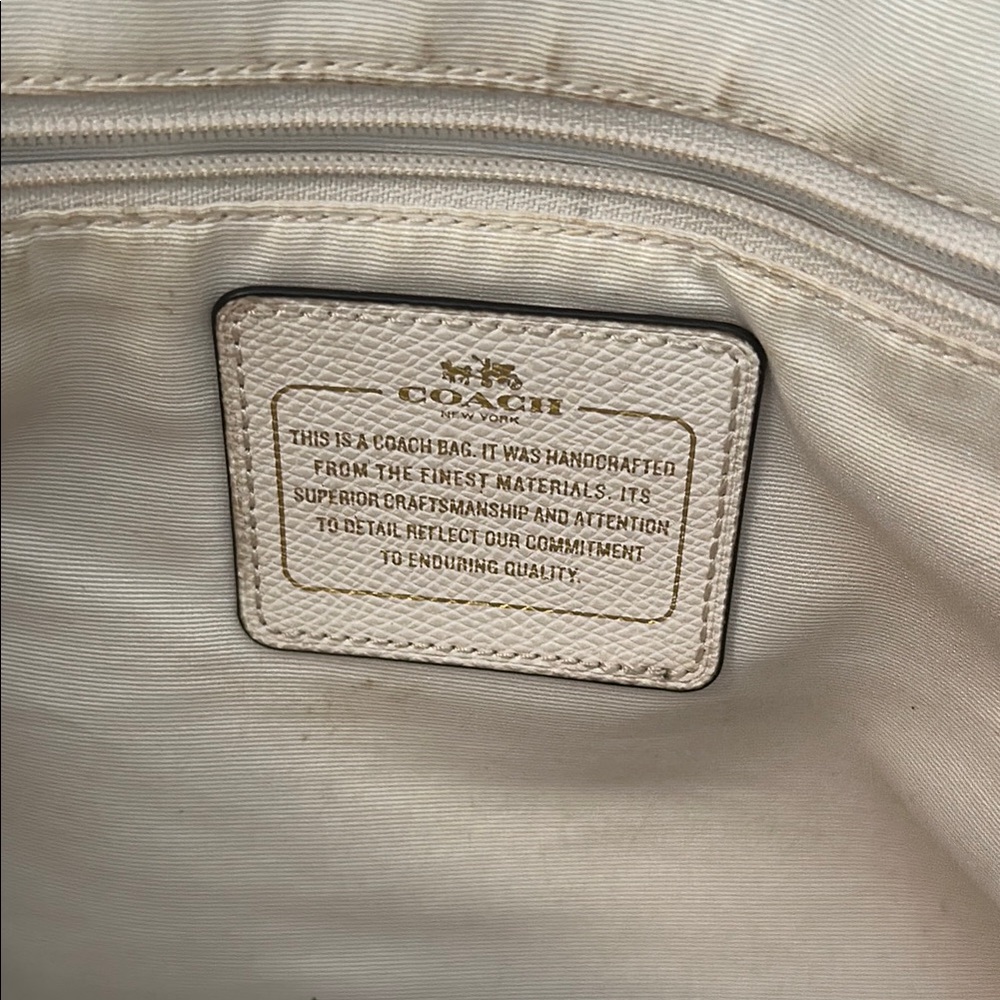 Coach Cream Leather Tote Spacious Everyday Essential - Picture 3 of 8